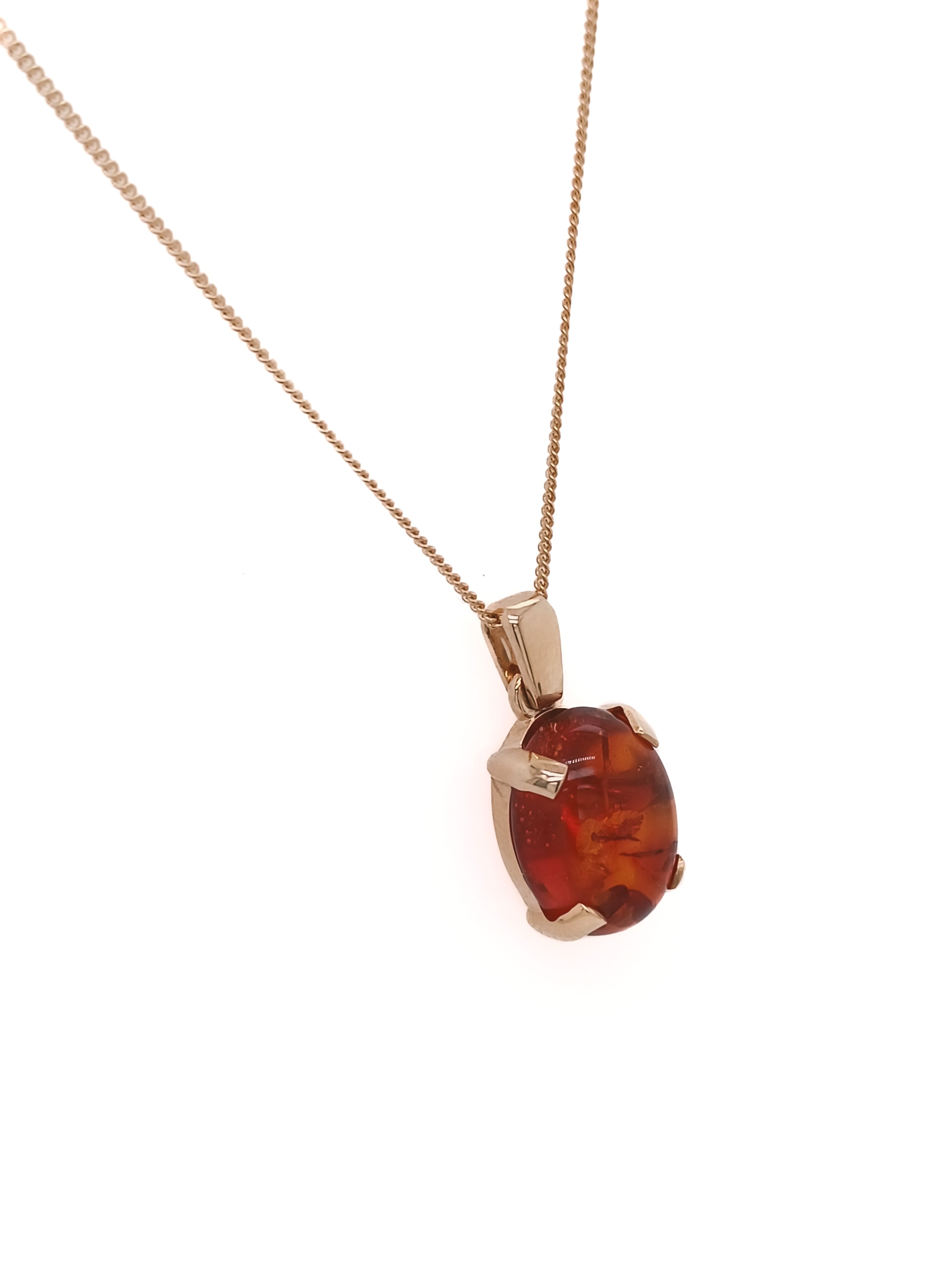 yellow gold amber pendant necklace