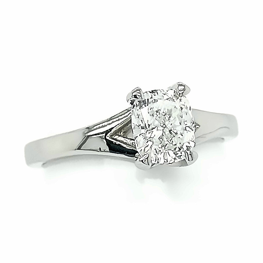 Platinum XISS Ring Cushion-cut Diamond Ring